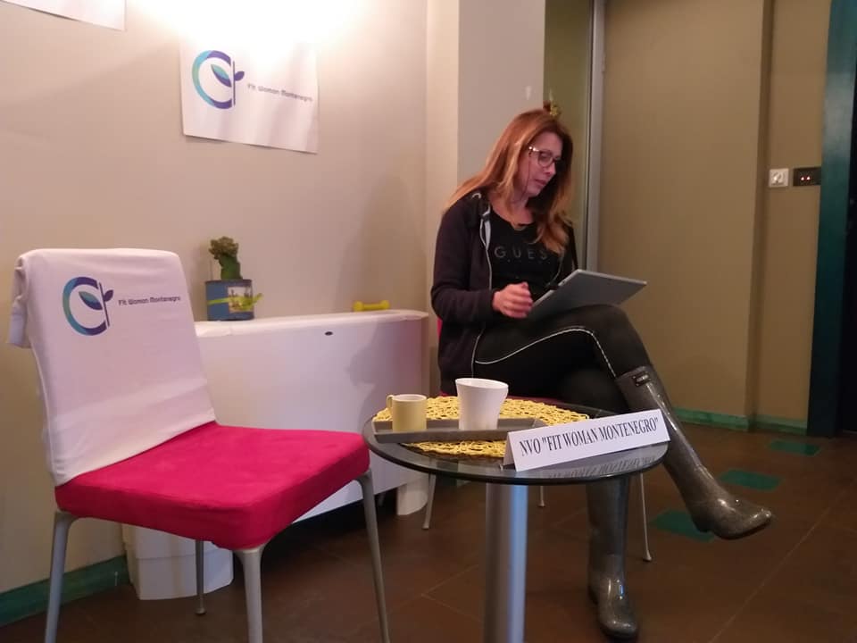 Woman Talks Montenegro : Naša članica Violeta Pavlovic je ispričala svoju inspirativnu priču o zdravom zivotu i pokazila kako se priprema bademovo i kokosovo mlijeko